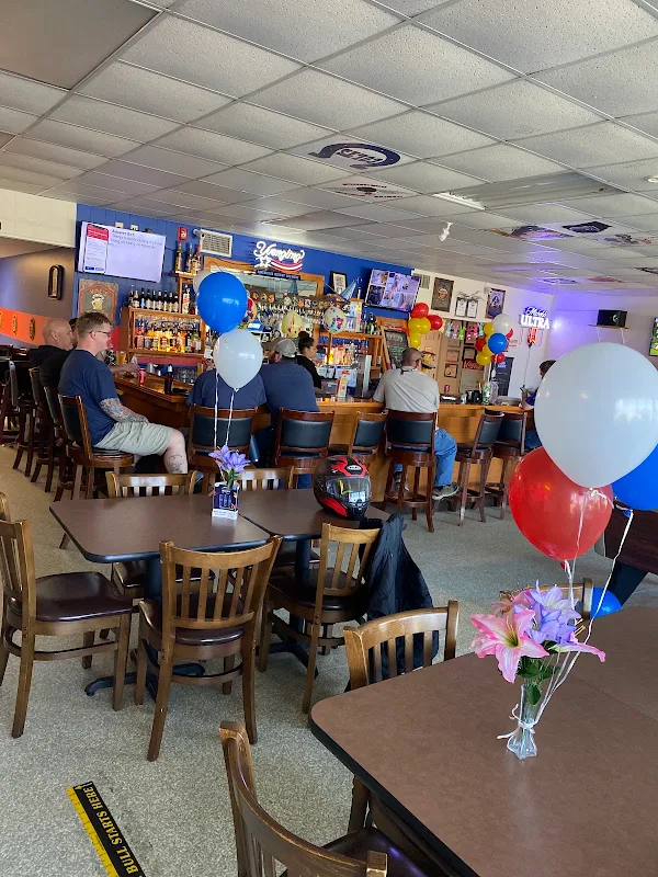 Val's Pub And Grill