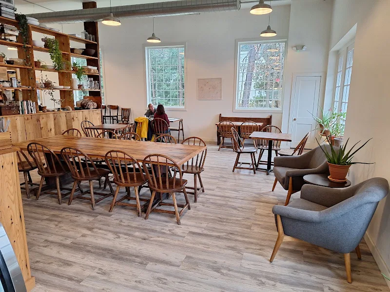 On A Limb Bakery Cafe