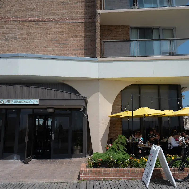The Queen Bean Bistro