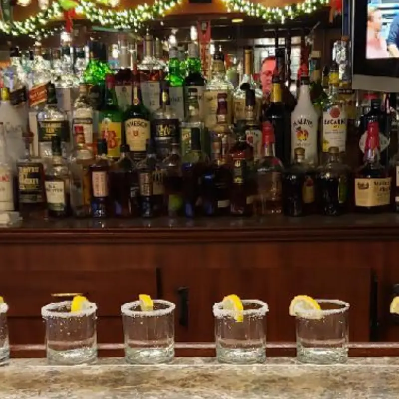 Heroes Bar-BQ & Brew