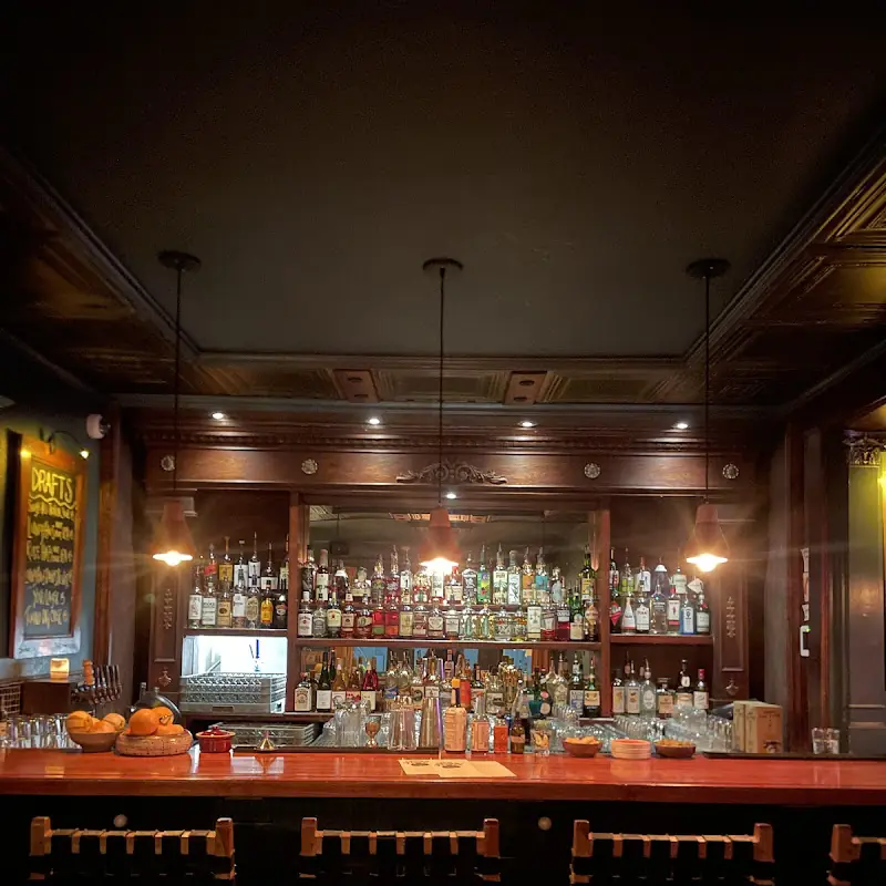 Dream House bar