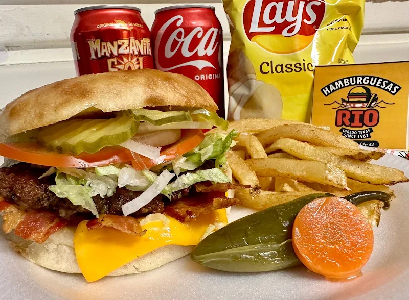Pollo burger/chicken sandwich