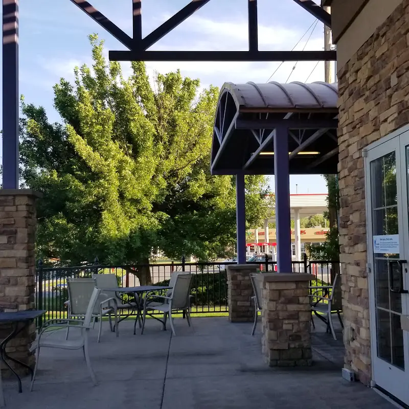 Round Table Pizza
