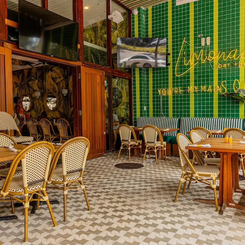 Limonada Bar + Brunch