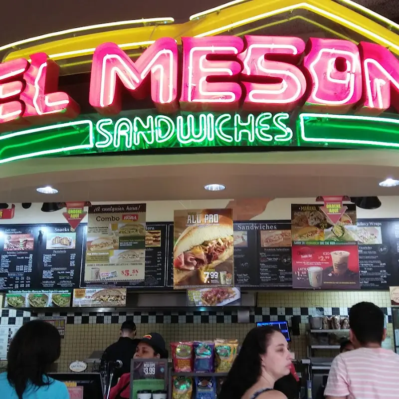 Meson Sandwiches (The Outlets 66, Canovanas)