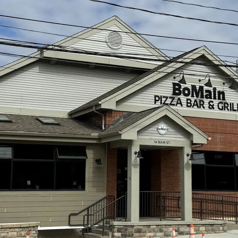 BoMain Pizza Bar + Grill