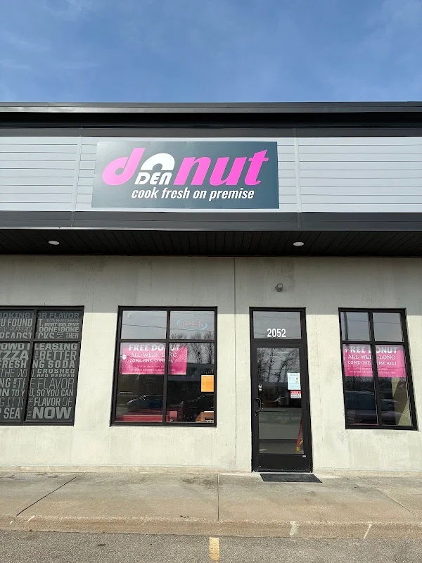 Donut Den