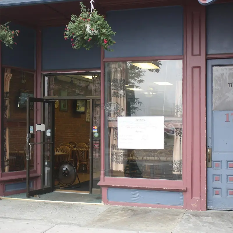 M&D Deli Central