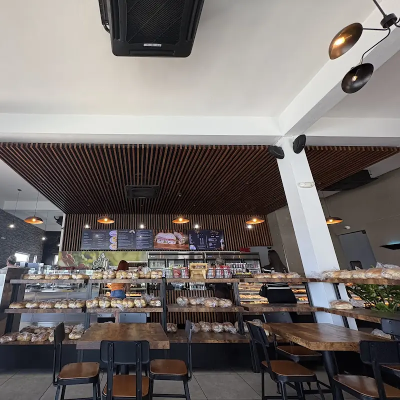La Hogaza Bakery + Restaurant