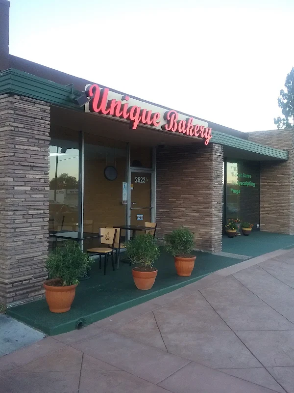 Unique Bakery