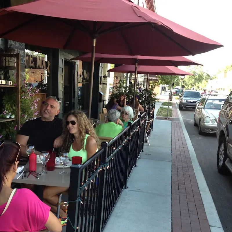 Cafe Max | Eatery & Tap