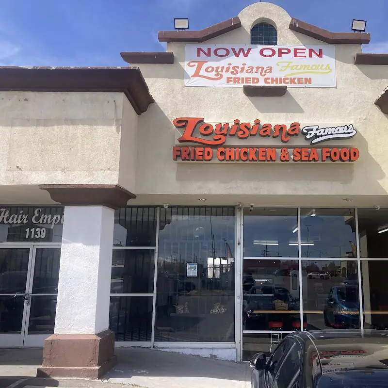 Specials: 2 Pcs Chicken Tenders, 8 Shrimp & 1 Small Side