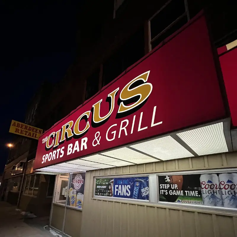 Circus Sports Bar & Grill