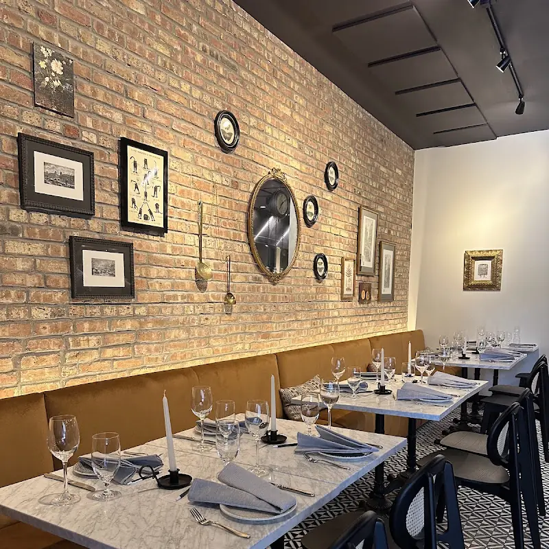 Petite Vie Brasserie