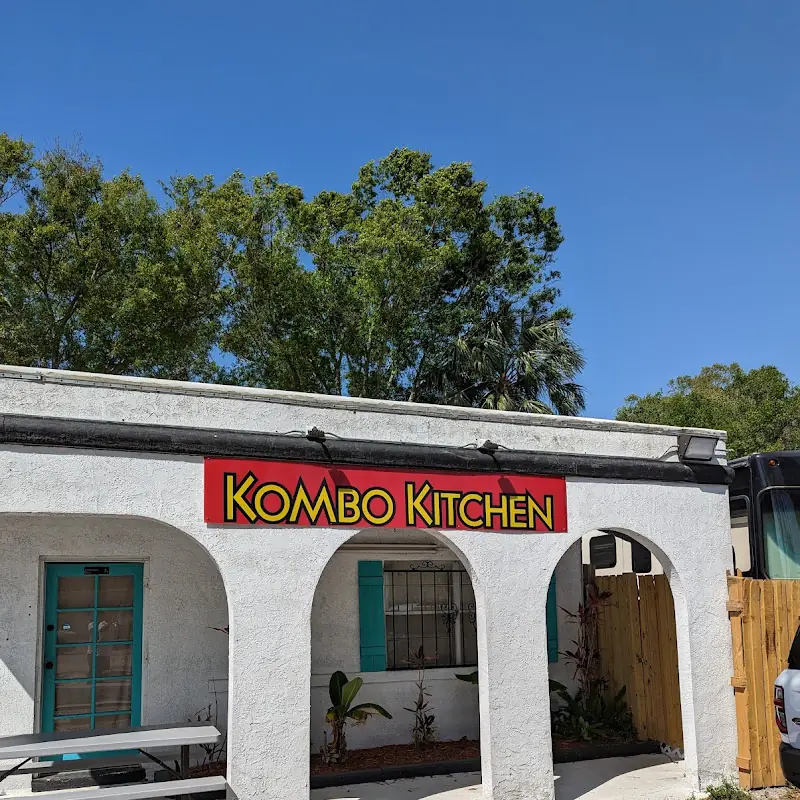 Kombo Kitchen - Thai and American