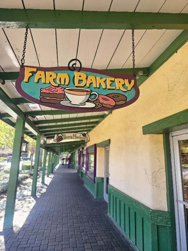 Knott's Berry Farm Bakery