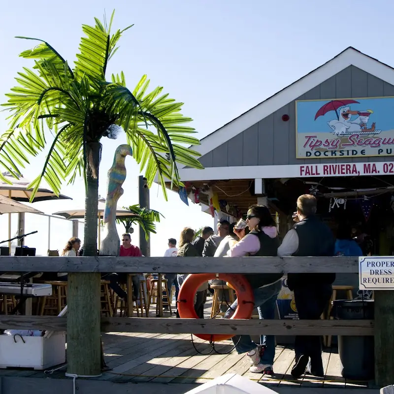 Tipsy Seagull Dockside Pub (seasonal)
