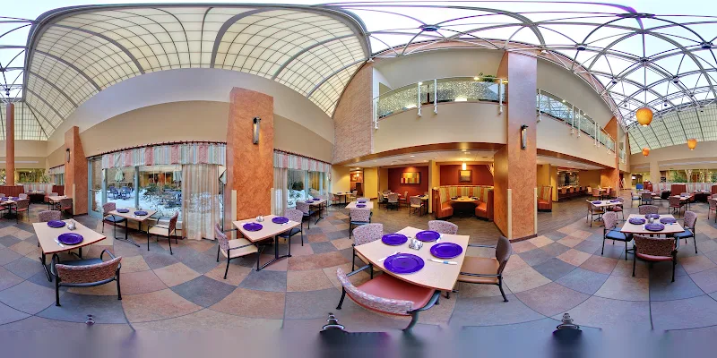Restaurant Yolanda’s: Saint Peter's University Hospital