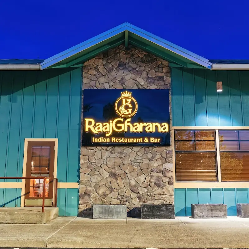 RaajGharana Indian Restaurant, Bar & Banquet