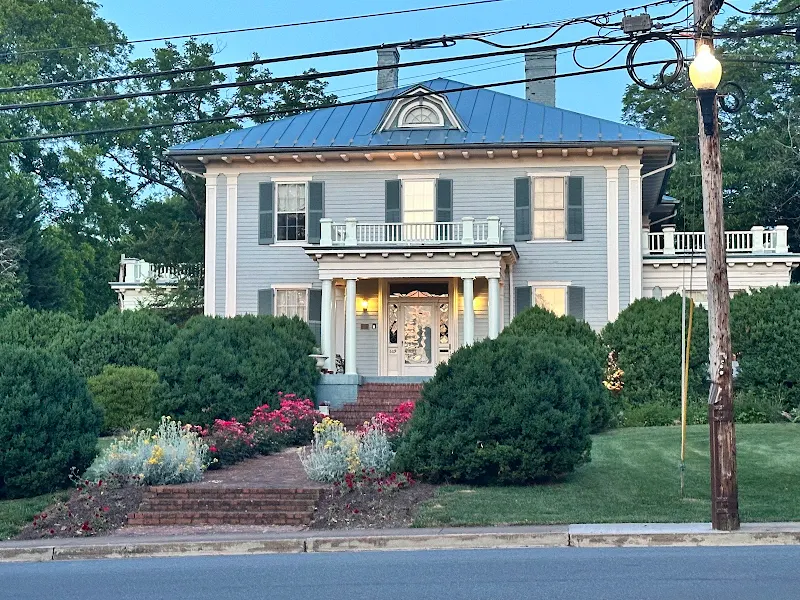 Fountain Hall
