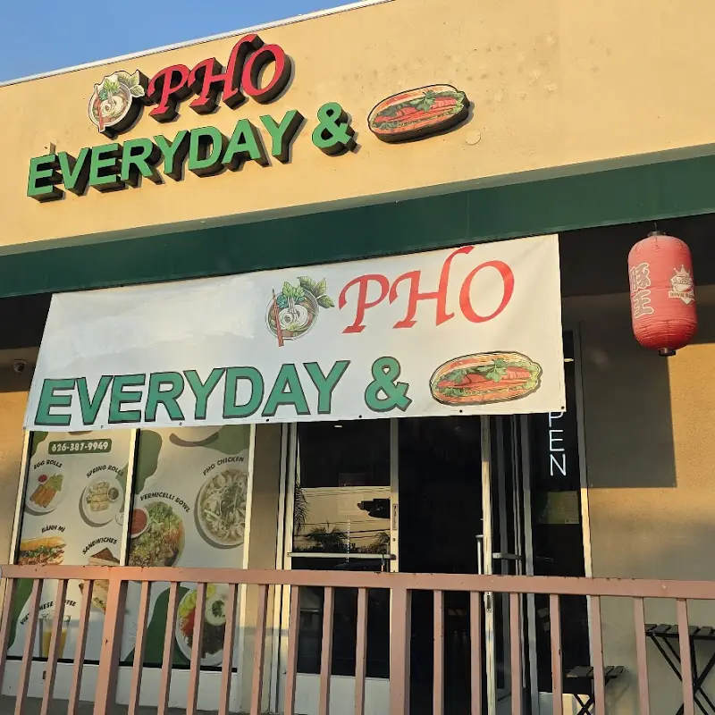 16. Meatball / Phở Bò Viên