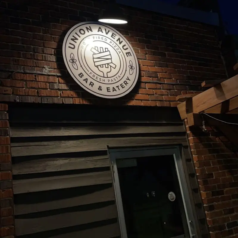 Union Avenue Bar & Eatery
