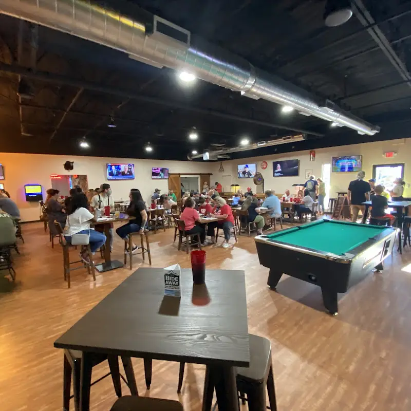 JD's Hideaway Bar & Grill