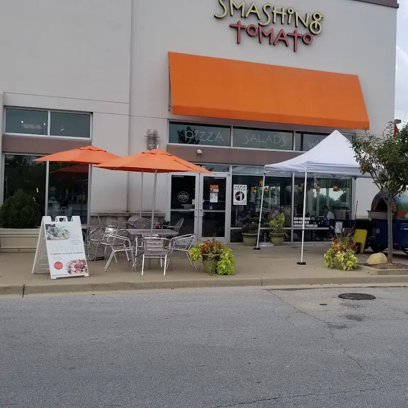 Smashing Tomato Pizzeria by Fayette Mall