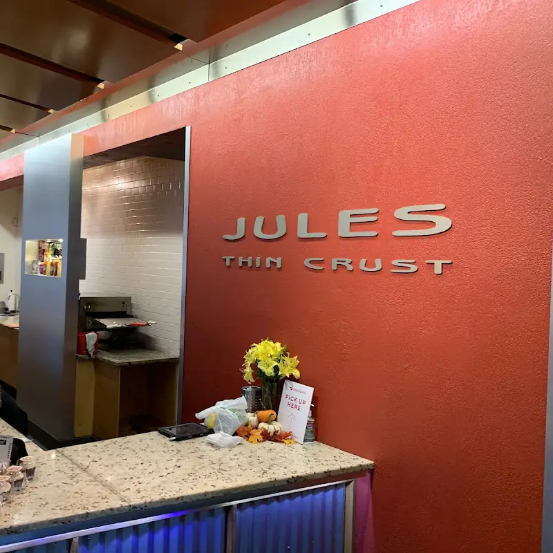 Jules Thin Crust