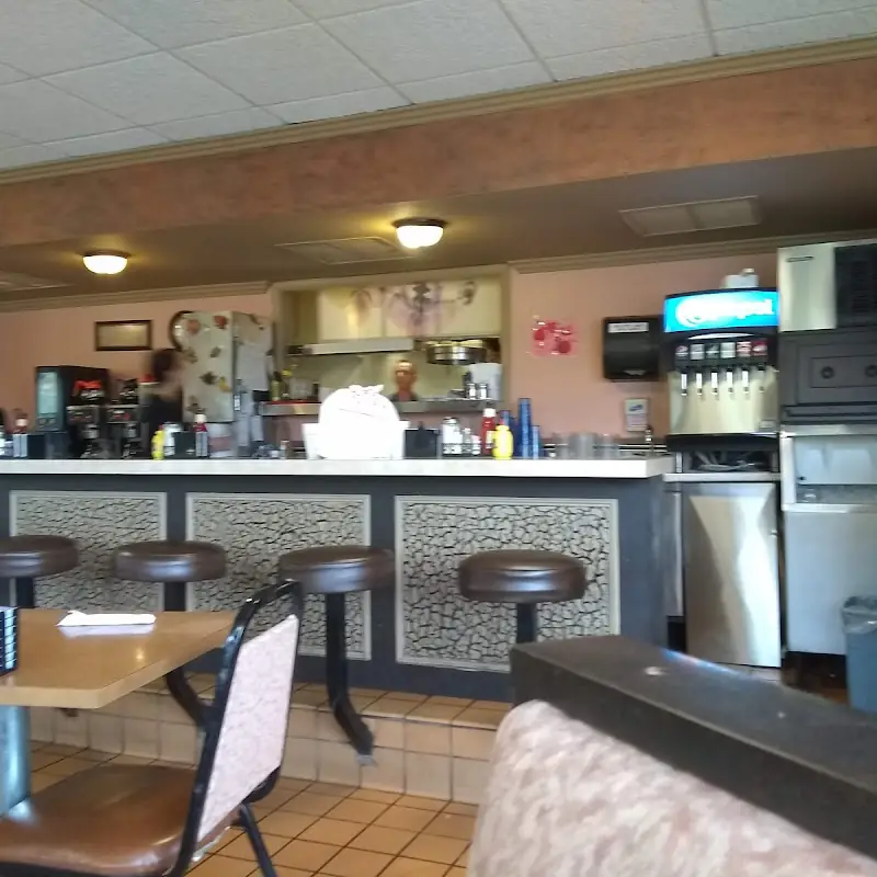 Fifth Wheel Family Diner