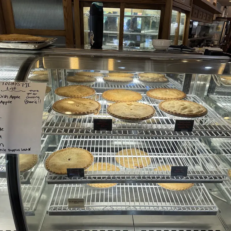 Shari's Cafe and Pies
