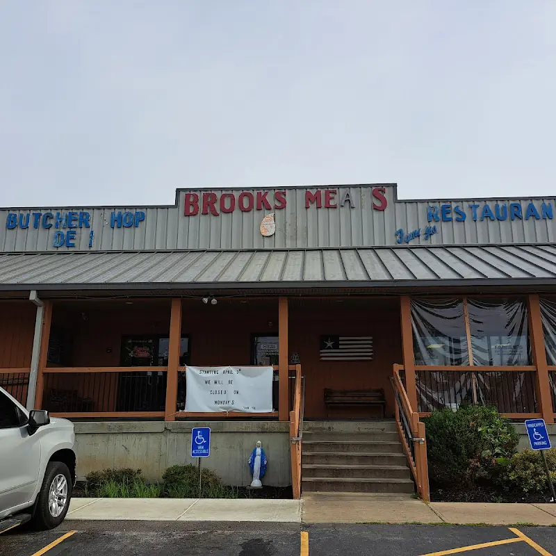 Family's Main Street Cafe