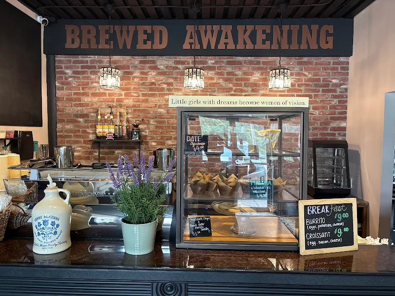 Lavande Whisk Bakery & Coffee Shop