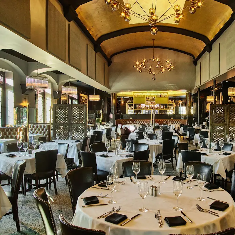 Al Biernat's Oak Lawn