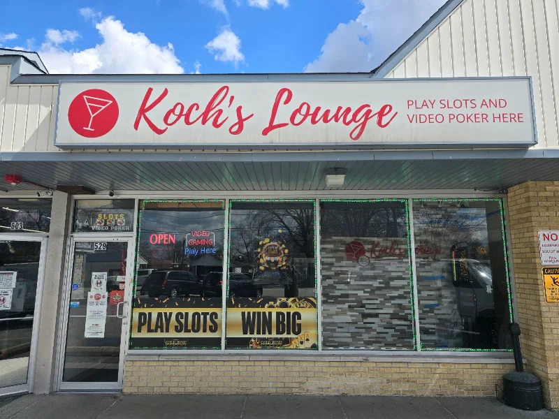 Koch's Lounge - The Wave