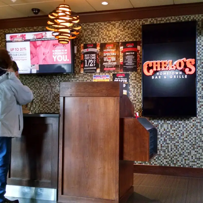Chelo's Hometown Bar & Grille - Cranston