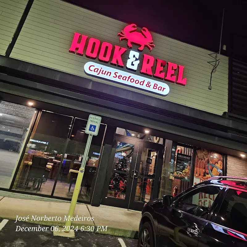 Hook & Reel Cajun Seafood & Bar