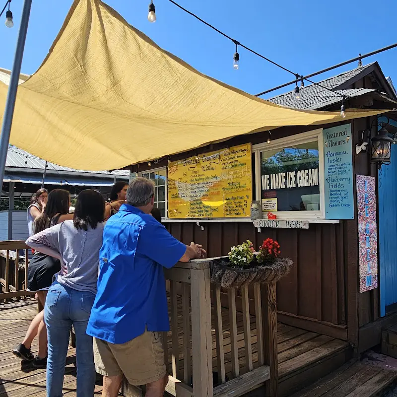 Freezy's Creamery