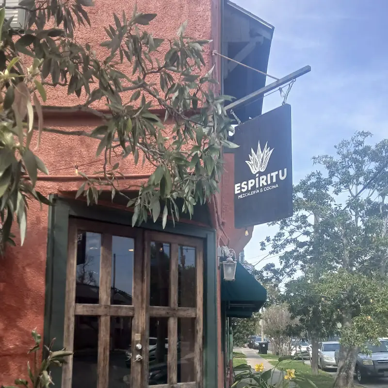 Espiritu Mid-City