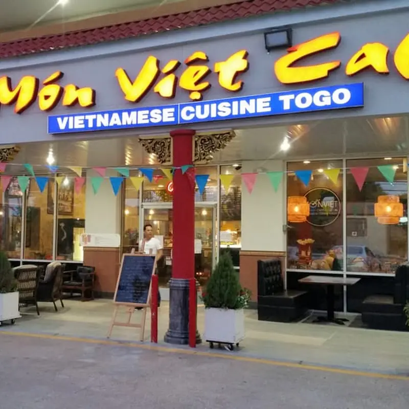 Mon Viet Cafe