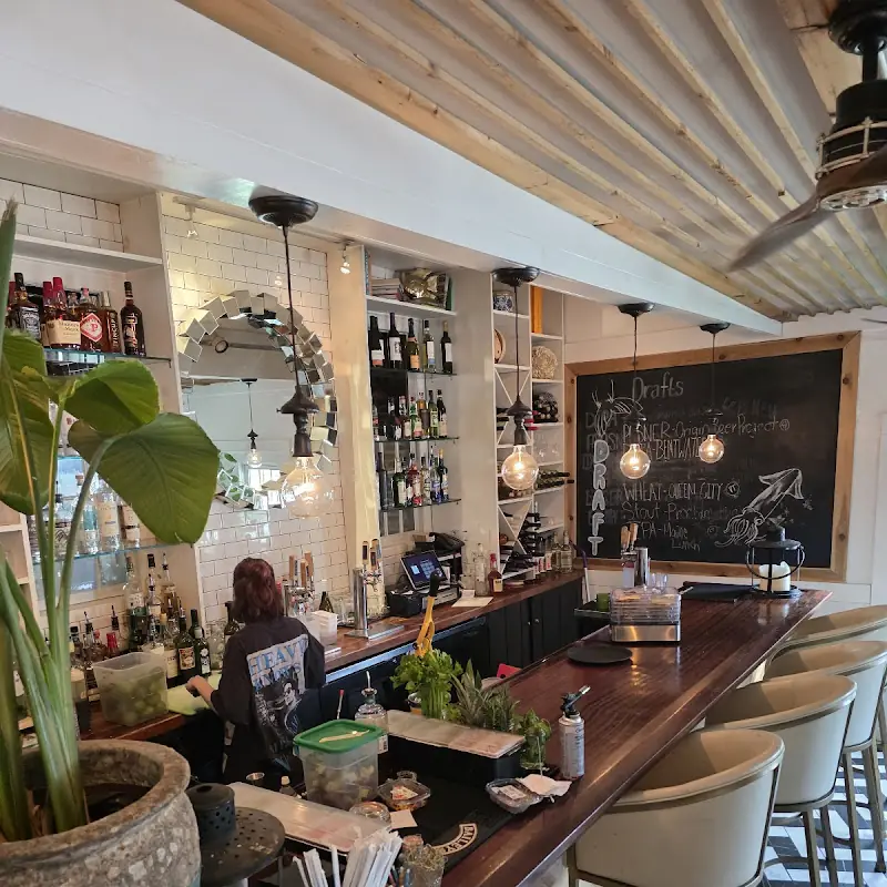 Waterdog Kitchen + Bar