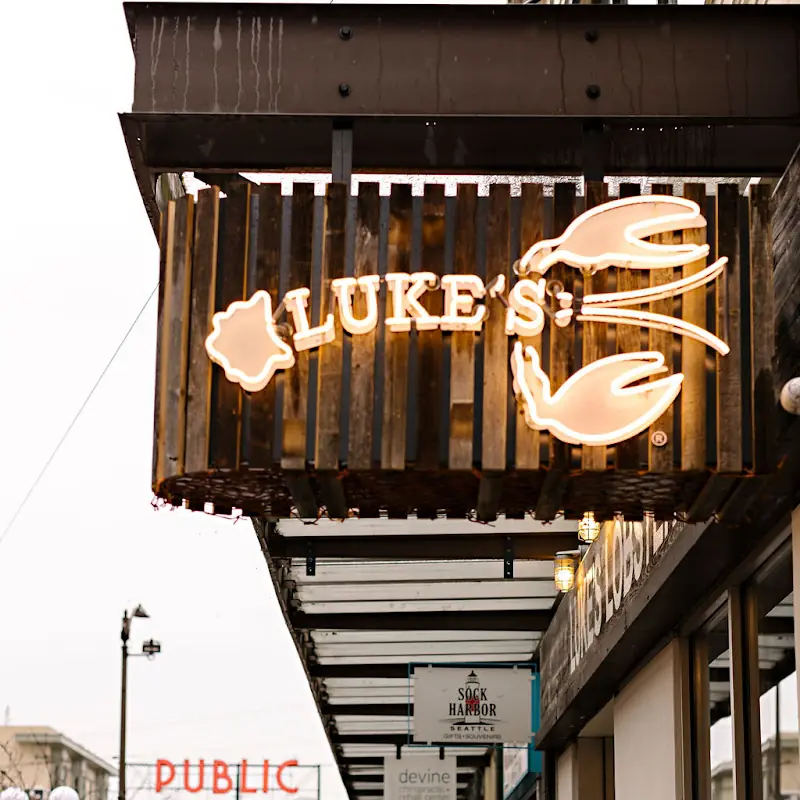 Luke's Lobster Pike Street