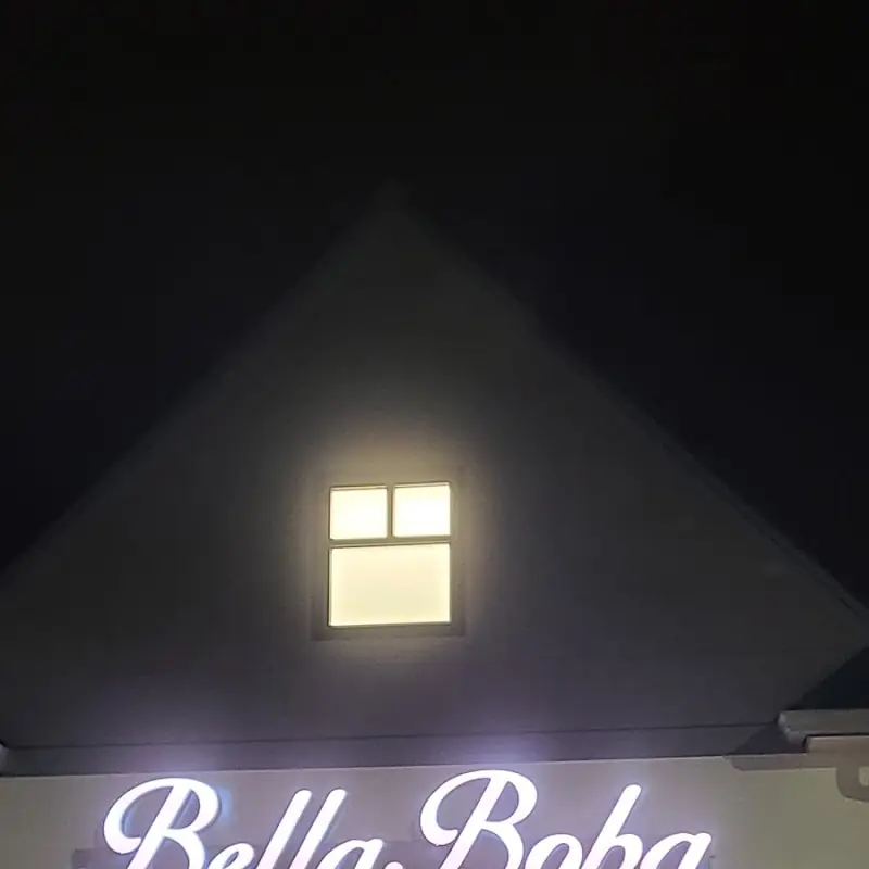 Bella Boba