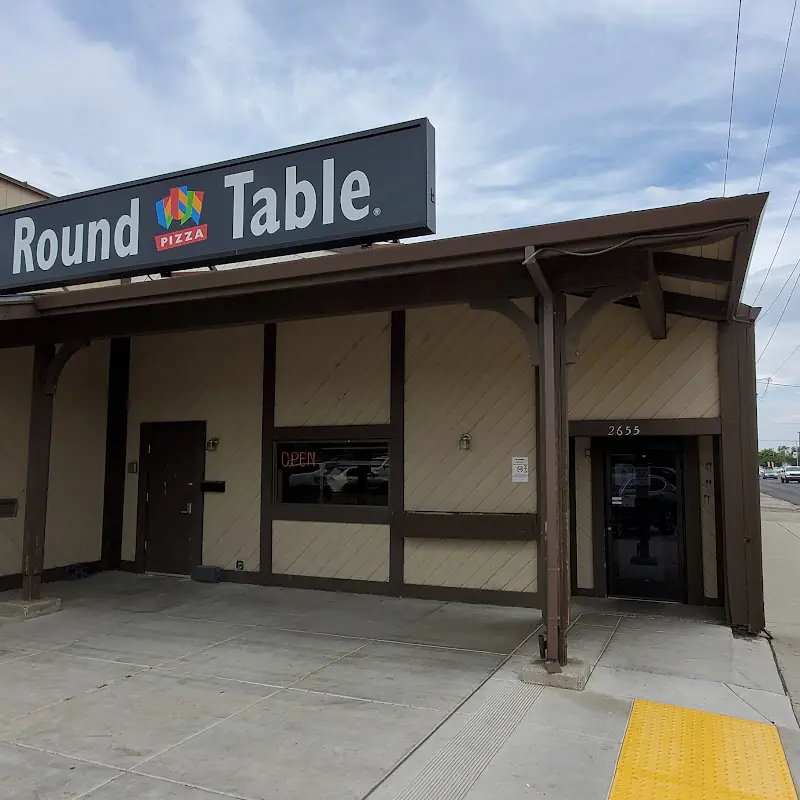 Round Table Pizza
