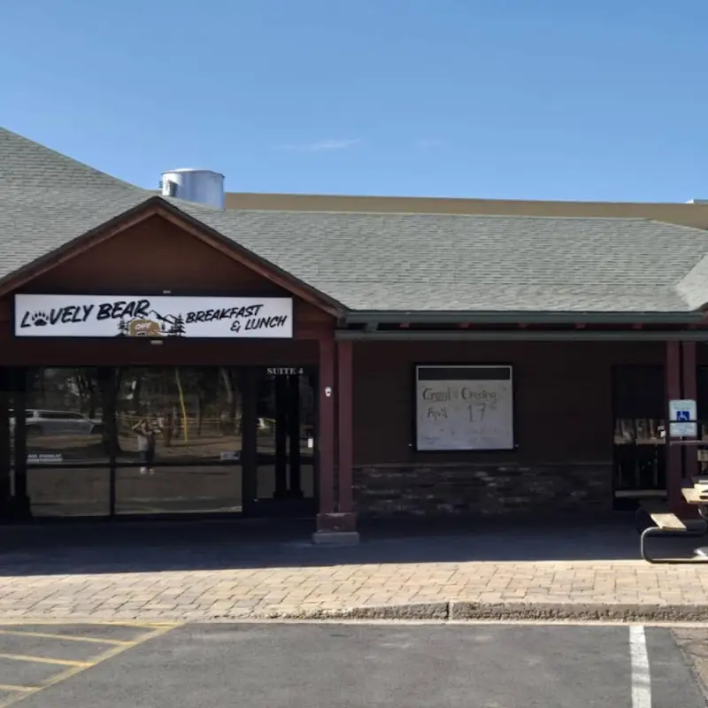 Lovely Bear Cafe