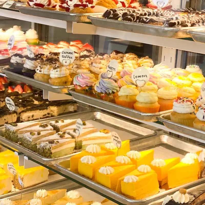Dana's Cake Shoppe