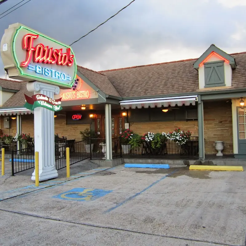 Fausto's Bistro