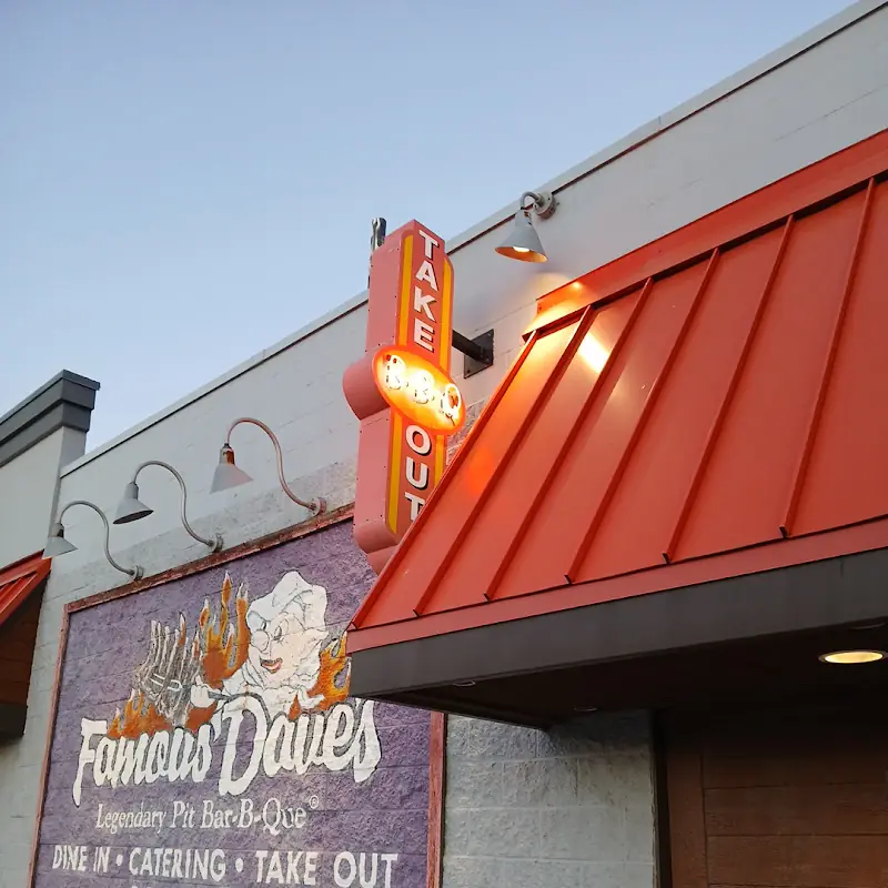 Famous Dave's Bar-B-Que
