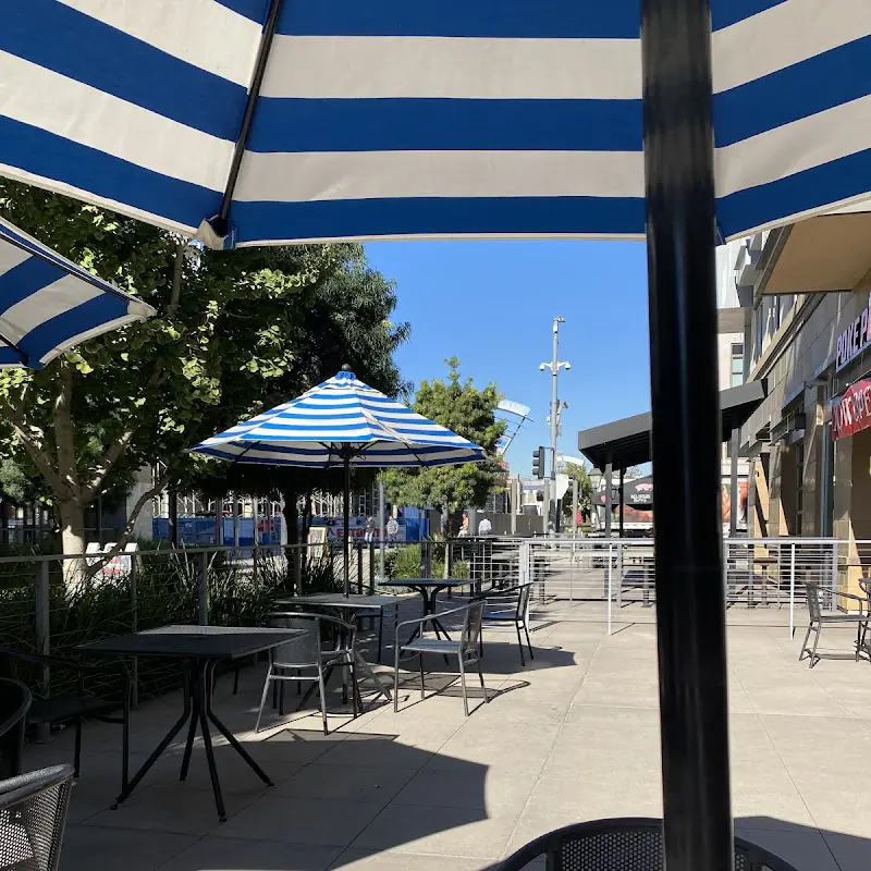 Poke Pub