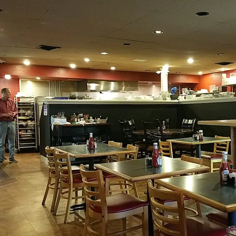 Shorewood Market & Cafe